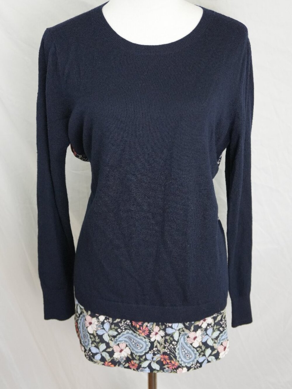LNC Loft Womens Large Sweater Wool-blend Blue Floral Back Crew Neck Soft